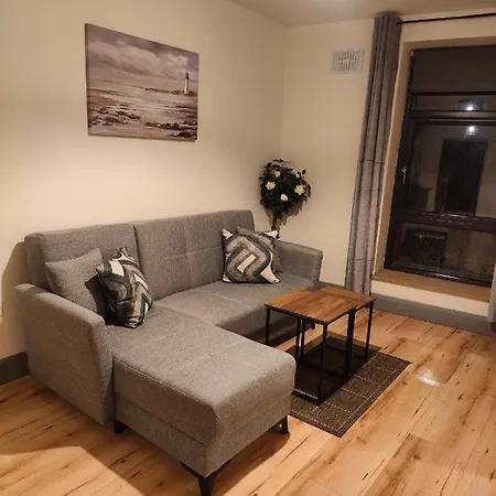 Cozy Town Apartment Claremorris